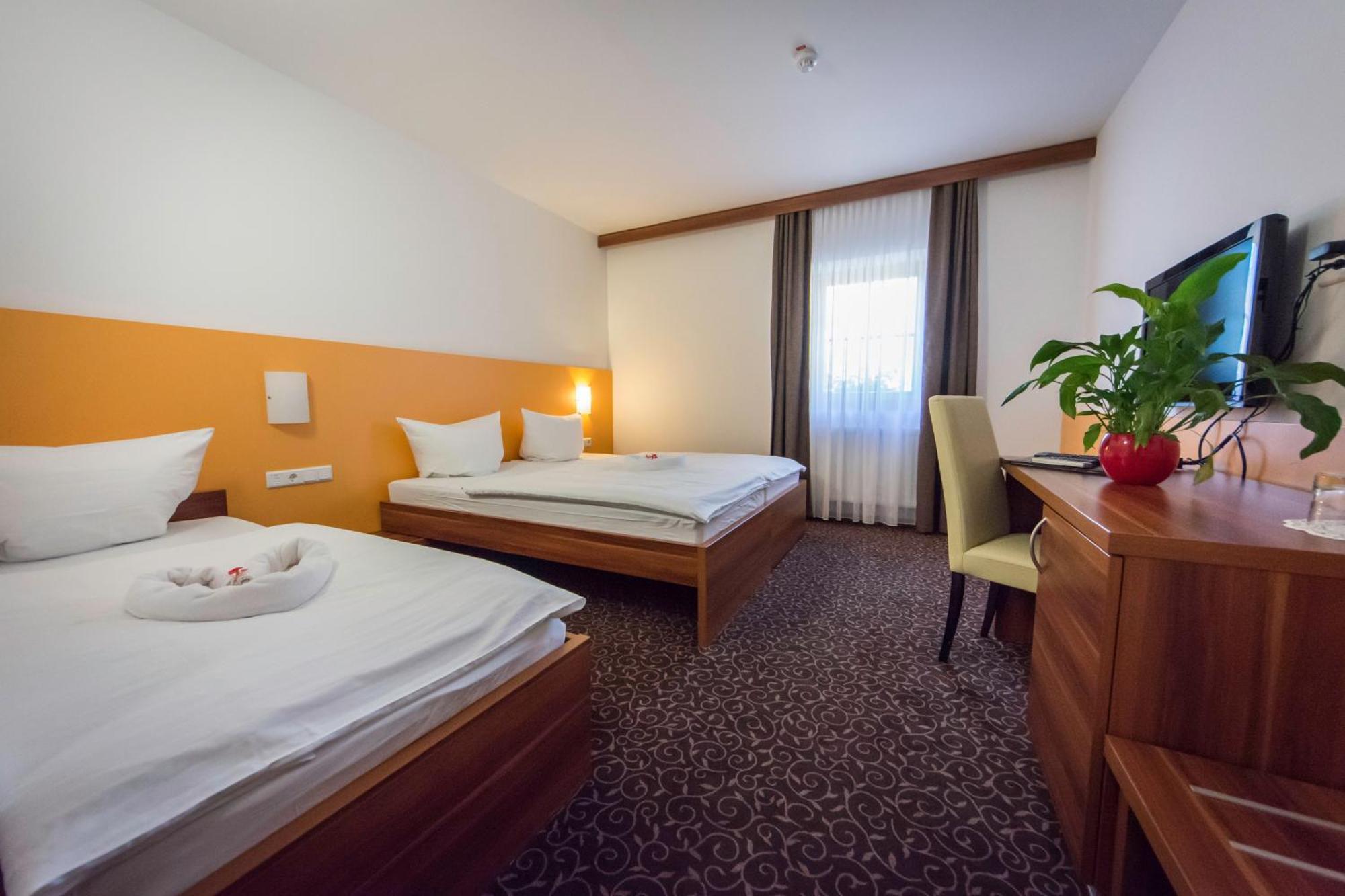 Domacija Vodnik & Apartments Cerklje na Gorenjskem Bagian luar foto